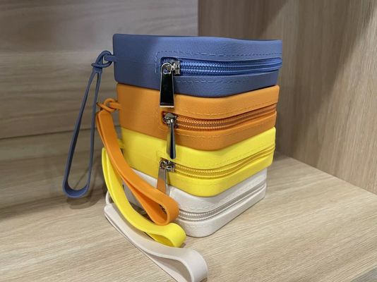 Προσαρμοσμένο 100% σιλικόνιο καλλυντικών τσάντες αποθήκευσης για τα αξεσουάρ μακιγιάζ